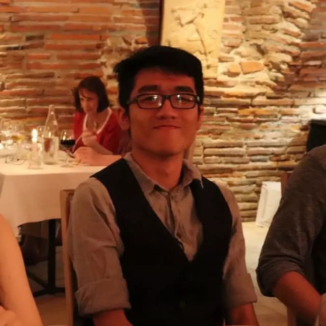 Zheng Yi