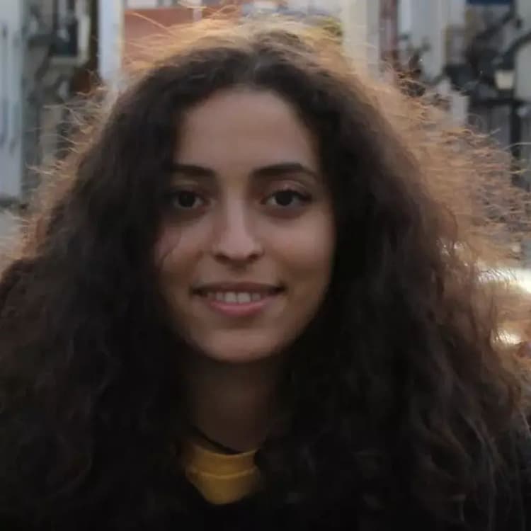 Inès