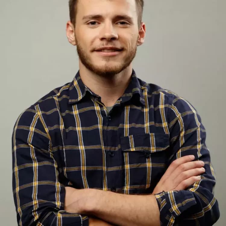 Tom