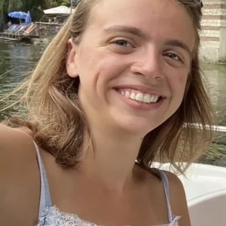 Chloé