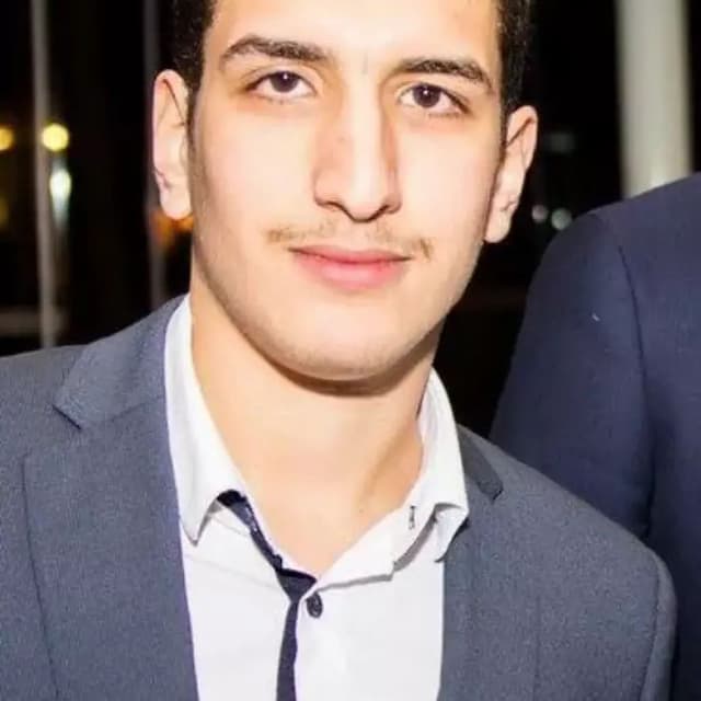 Amine