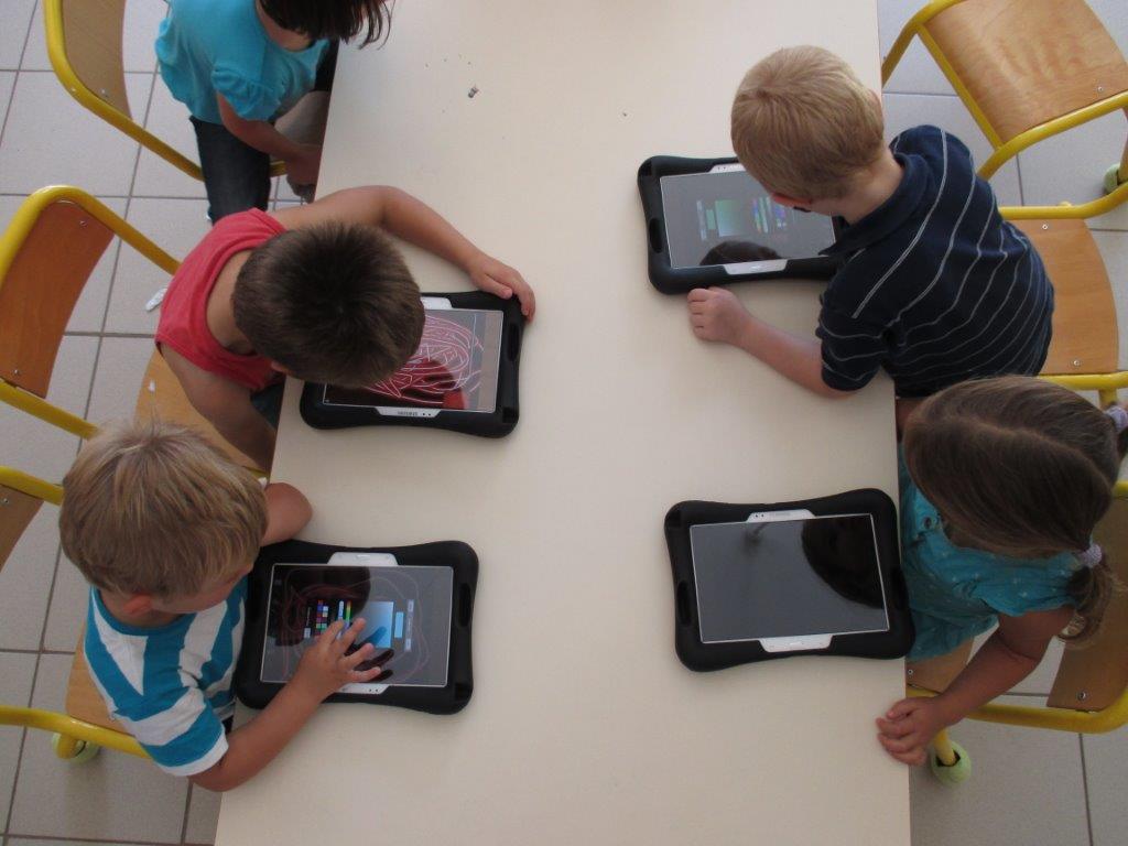 Des tablettes pour les écoliers